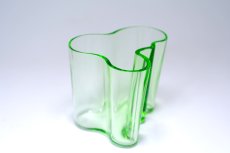 画像3: iittala/イッタラ/ALVAR AALTO/Savoy vas/アルヴァ・アアルトコレクション ベース/H9.5cm /アップルグリーン (3)